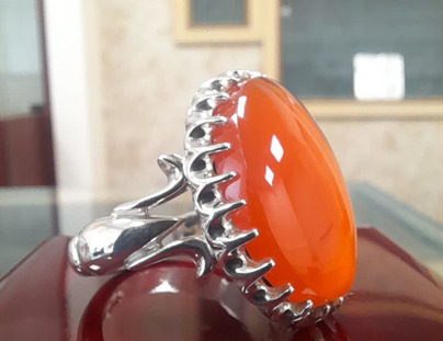 عقیق سرخ یمنی طبیعی خوش رنگ 
